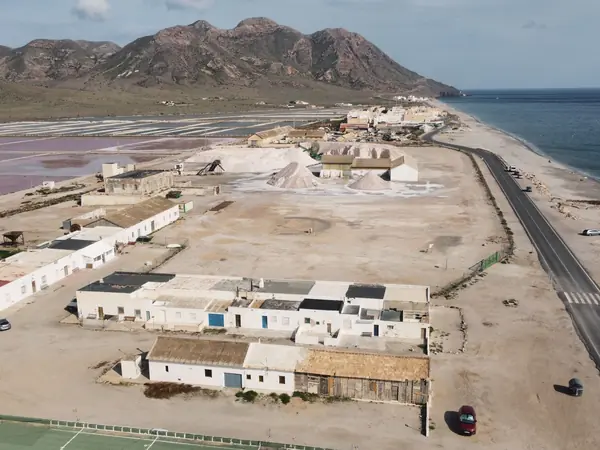 Salinas de Cabo de Gata, en Almería, vistas desde el aire